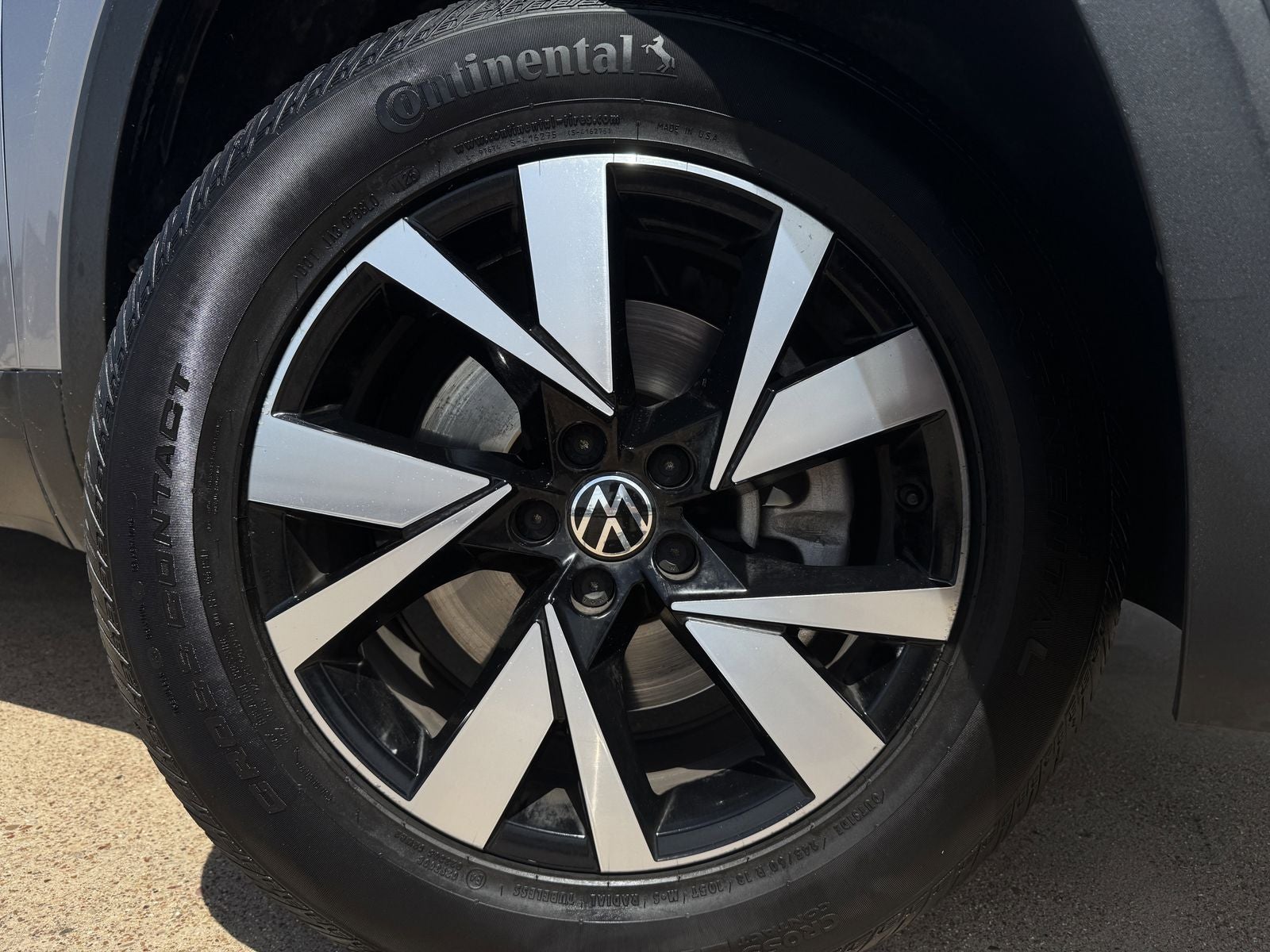 2020 Volkswagen Atlas Cross Sport 2.0T SE 4Motion