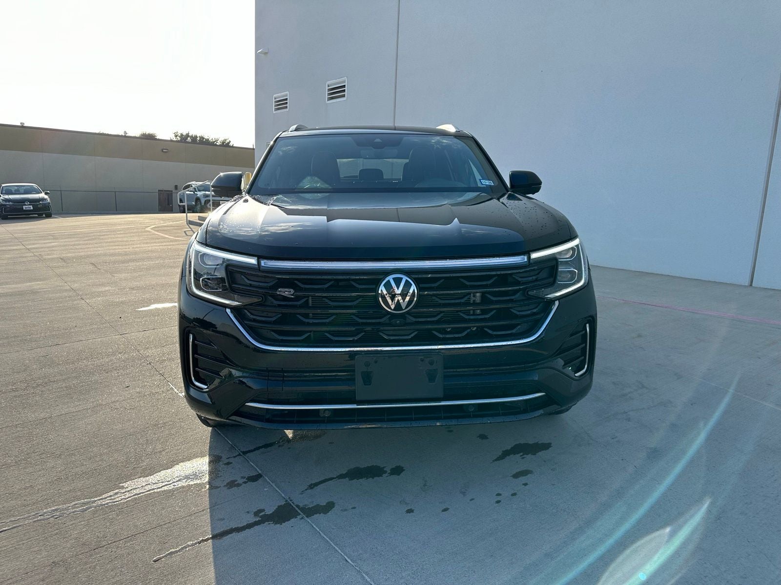 2024 Volkswagen Atlas Cross Sport 2.0T SEL Premium R-Line