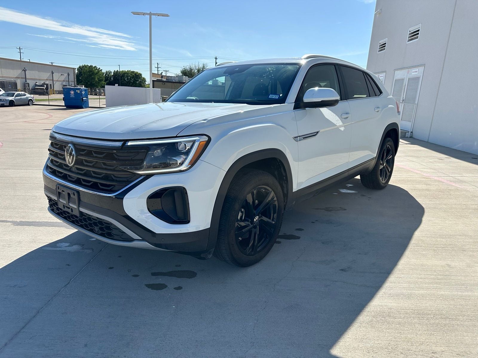 2025 Volkswagen Atlas Cross Sport 2.0T SE w/Technology