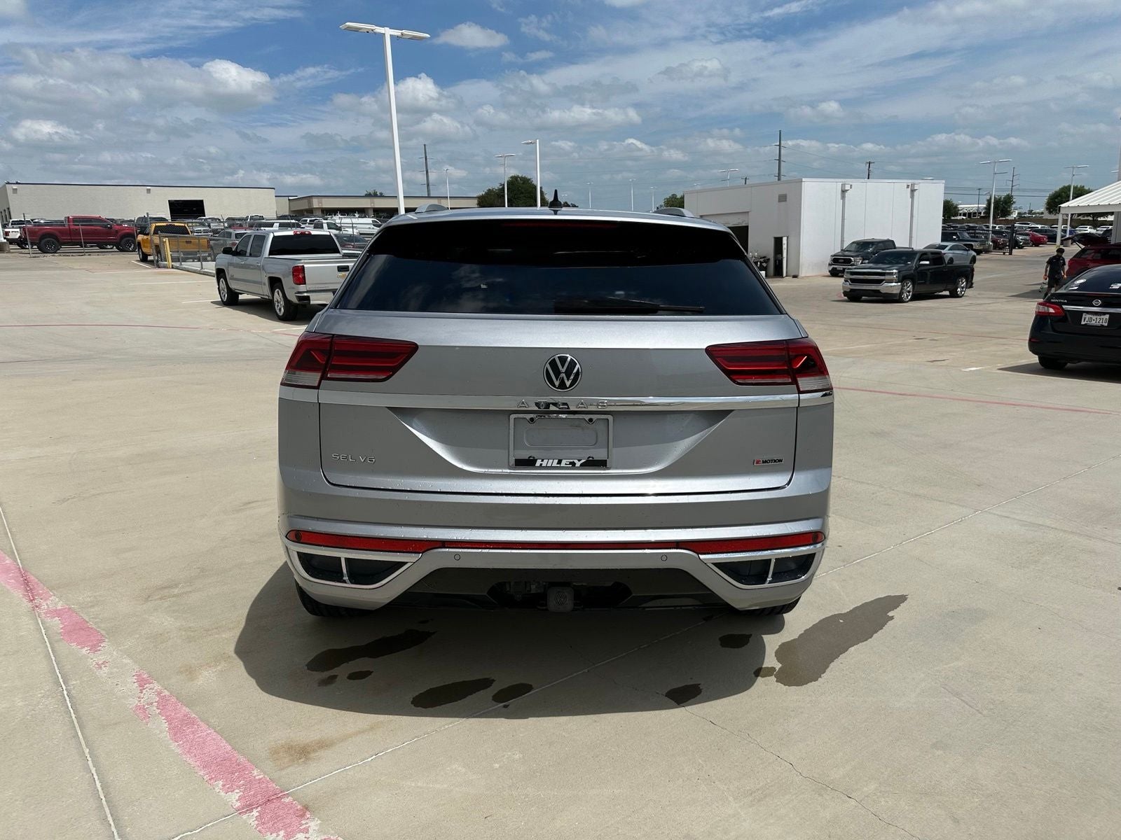 2022 Volkswagen Atlas Cross Sport 3.6L V6 SEL R-Line