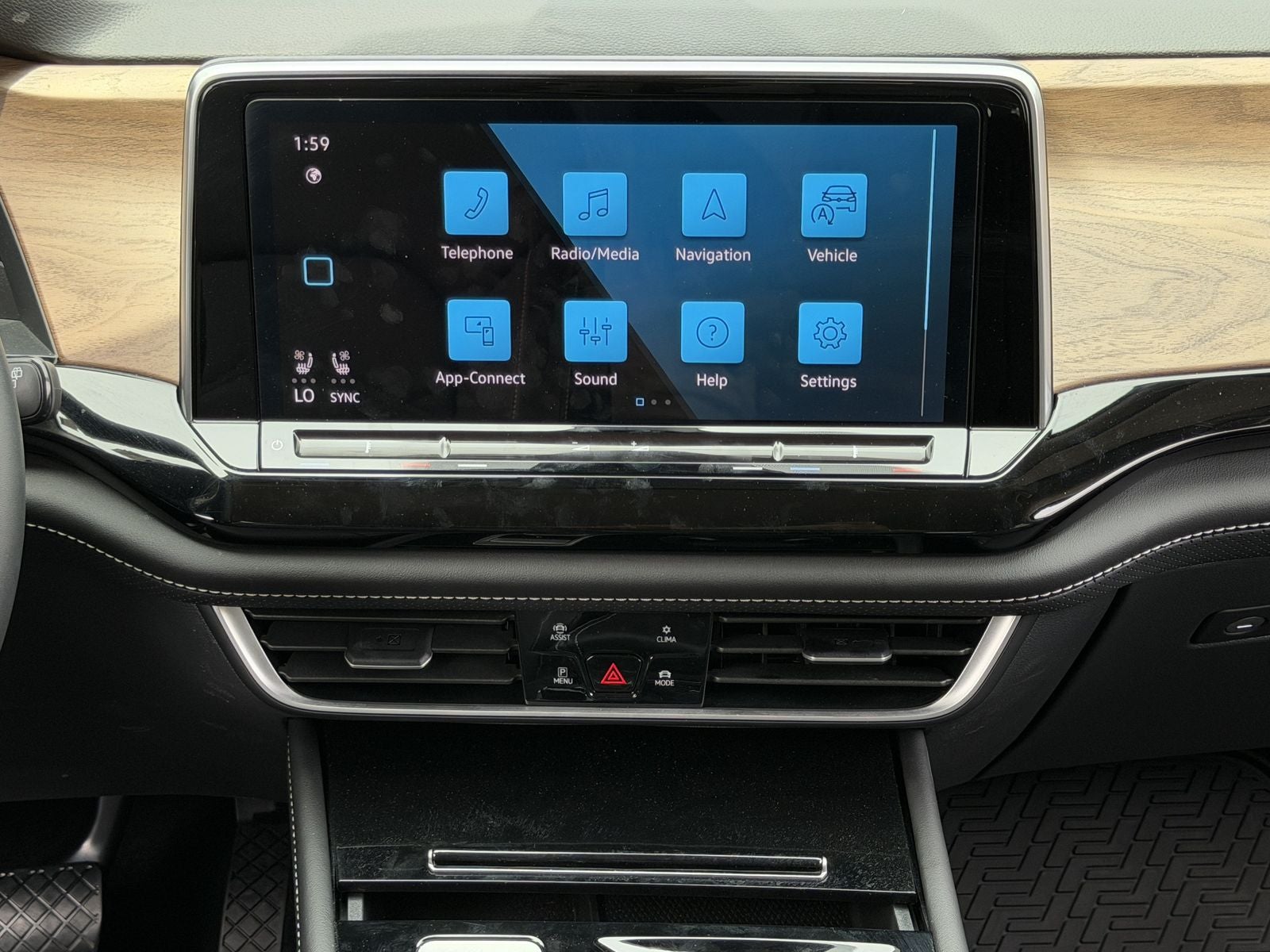 2024 Volkswagen Atlas 2.0T SE w/Technology
