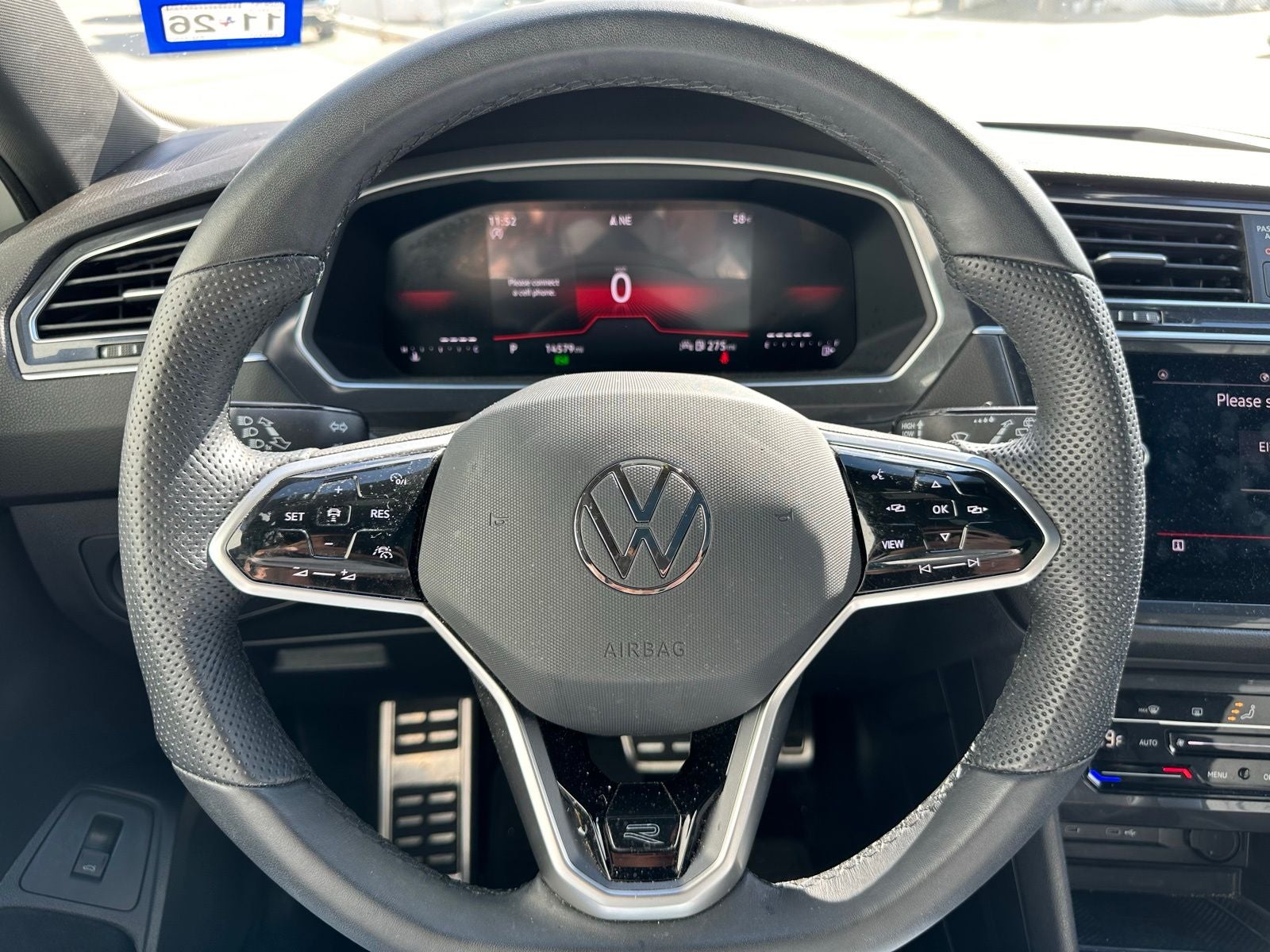 2024 Volkswagen Tiguan 2.0T SE R-Line Black