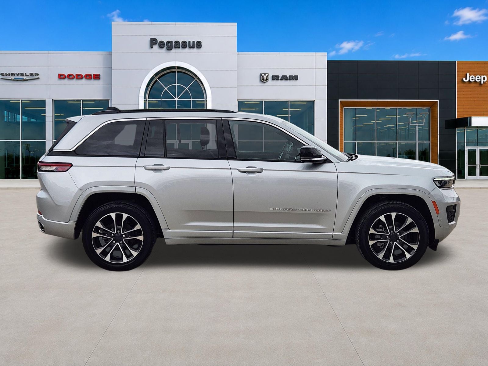 2024 Jeep Grand Cherokee Overland 4x4