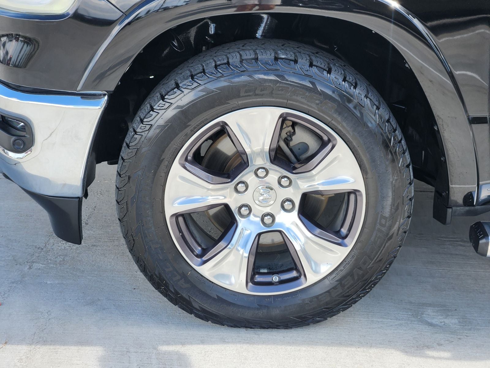 2019 RAM Ram 1500 Laramie Crew Cab 4x2 5'7' Box