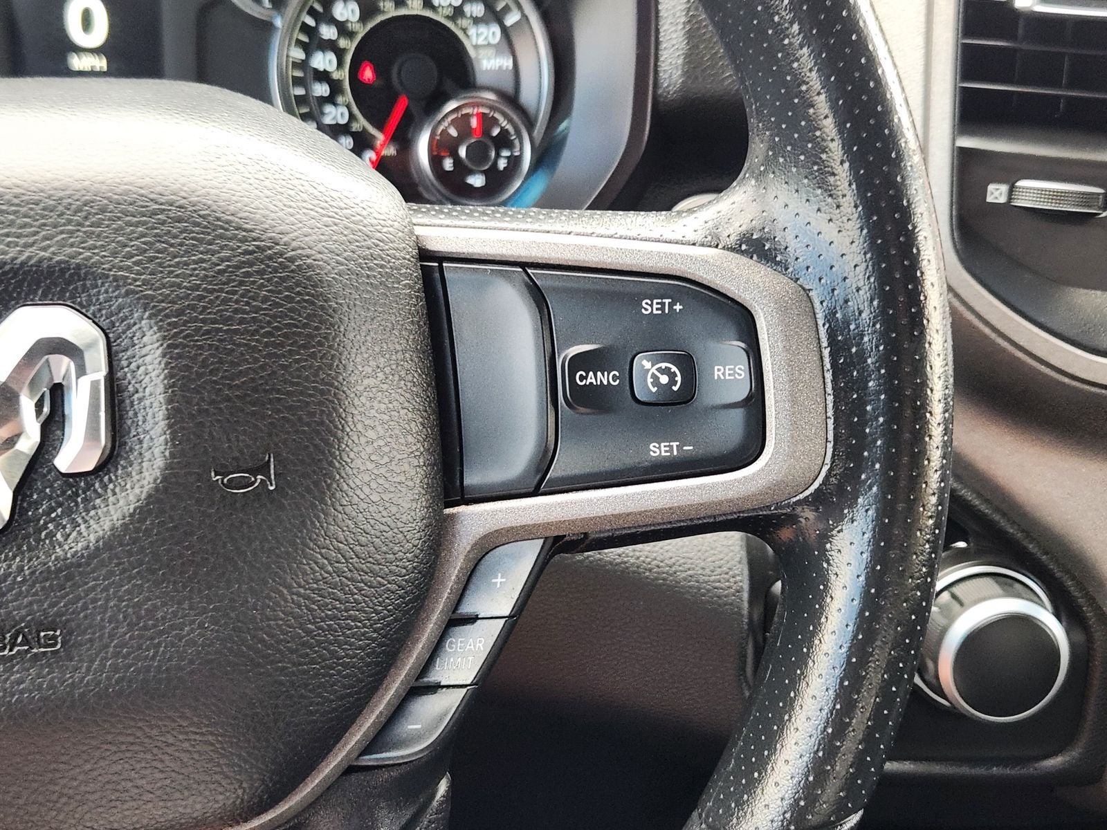 2024 RAM Ram 2500 Tradesman Crew Cab 4x4 6'4' Box
