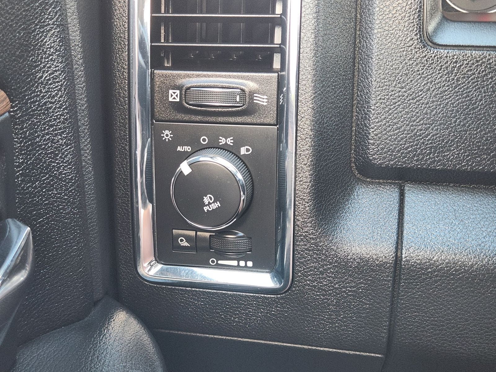 2016 RAM Ram 2500 Laramie