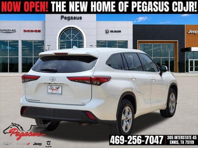 2021 Toyota Highlander LE