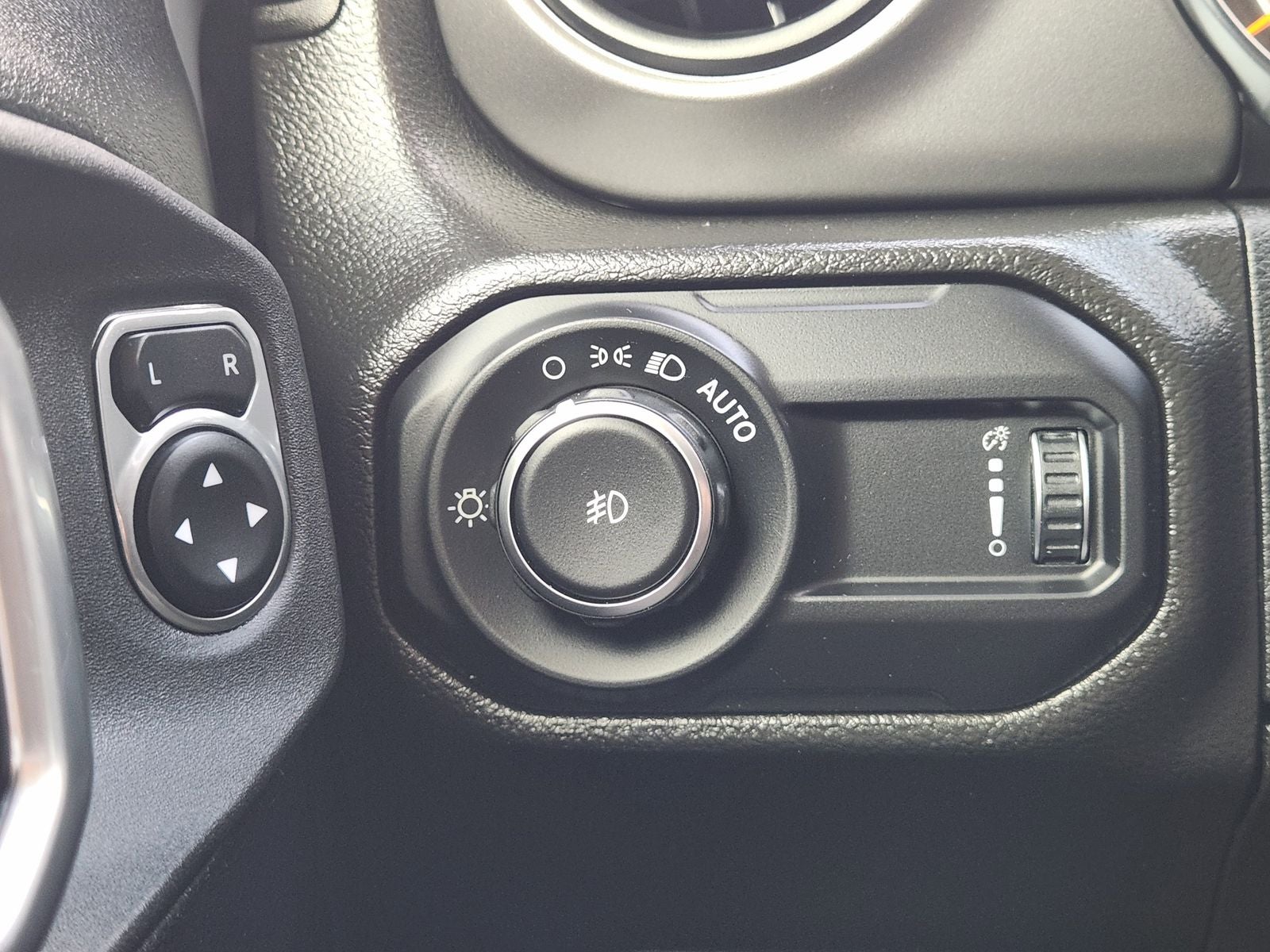 2023 Jeep Wrangler 2-Door Sport S 4x4