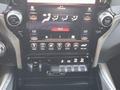 2021 RAM Ram 1500 Laramie Crew Cab 4x2 5'7' Box