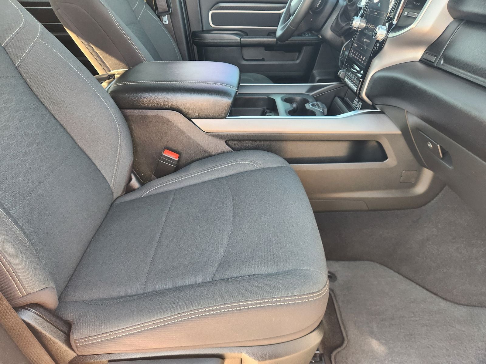 2025 RAM Ram 3500 Lone Star Crew Cab 4x4 8' Box