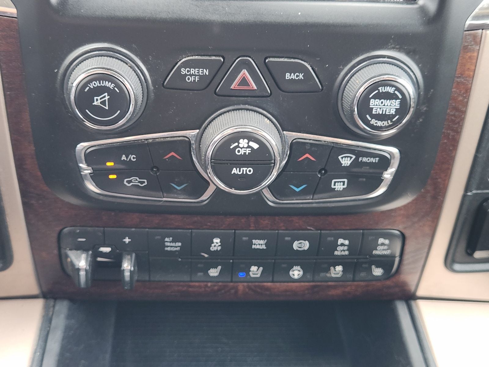 2018 RAM Ram 3500 Laramie Longhorn Crew Cab 4x4 8' Box