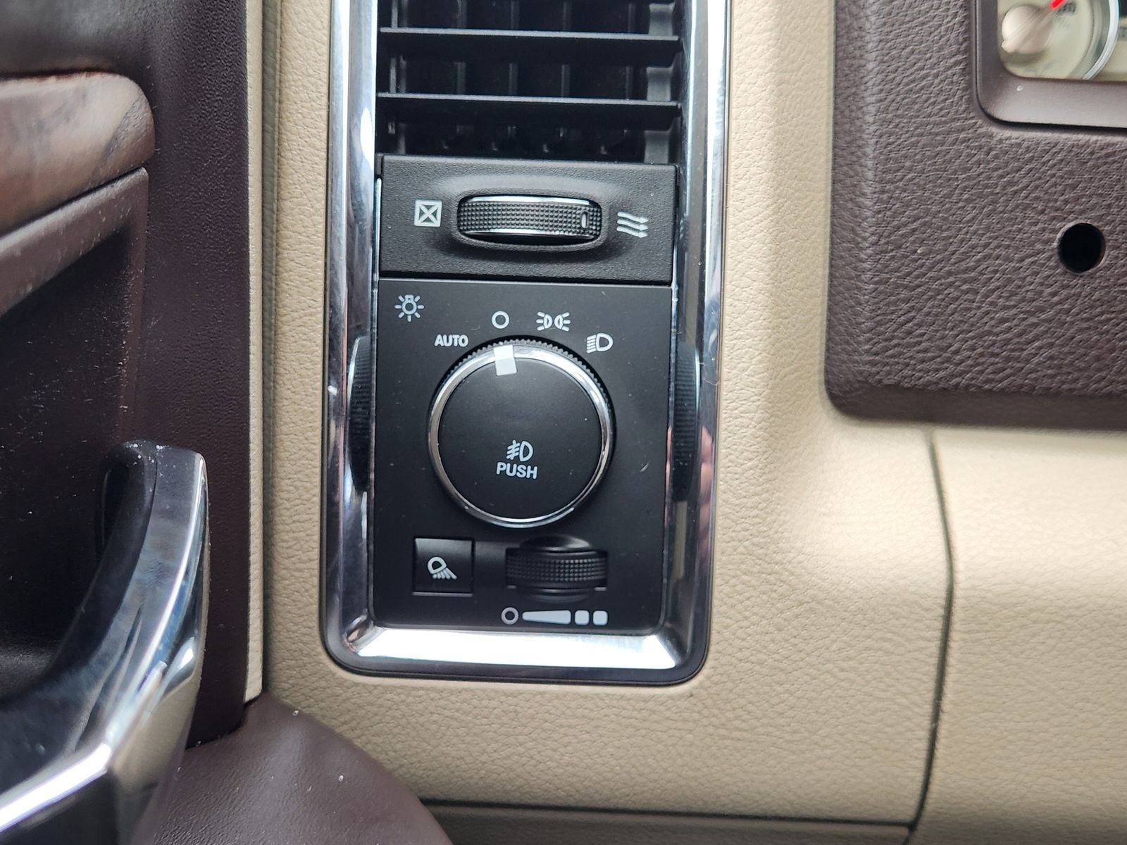 2018 RAM Ram 3500 Laramie Longhorn Crew Cab 4x4 8' Box