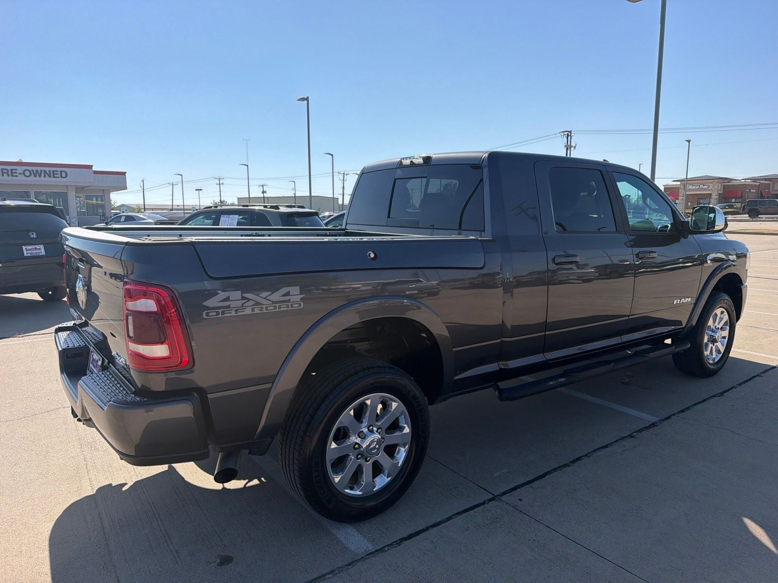 2021 RAM Ram 2500 Laramie Mega Cab 4x4 6'4' Box