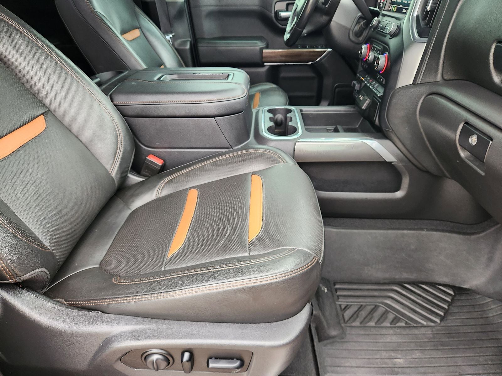 2021 Chevrolet Silverado 1500 4WD Crew Cab Short Bed RST