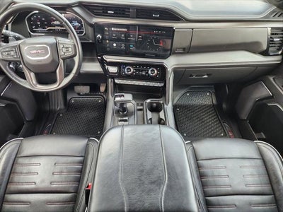 2023 GMC Sierra 1500 4WD Crew Cab Short Box AT4X