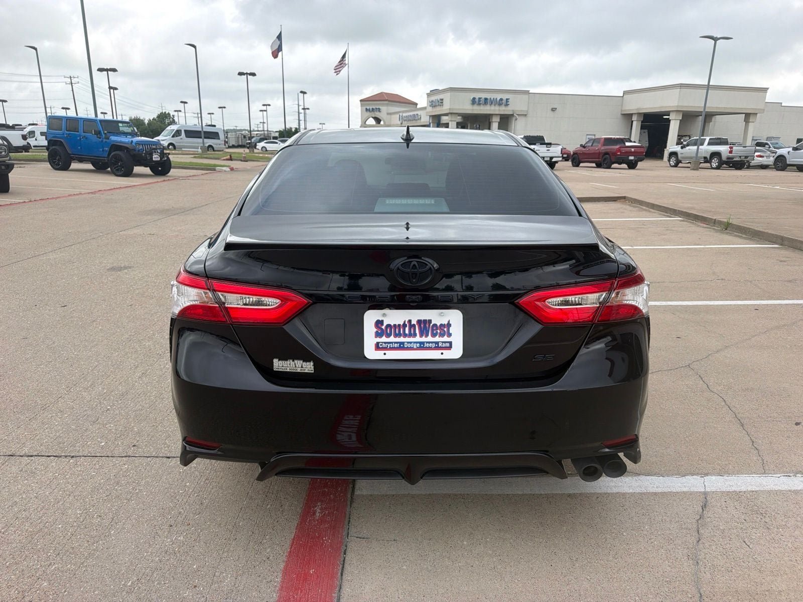 2020 Toyota Camry SE