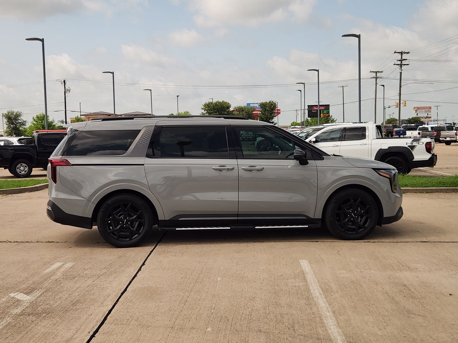2025 Kia Carnival MPV SX Prestige
