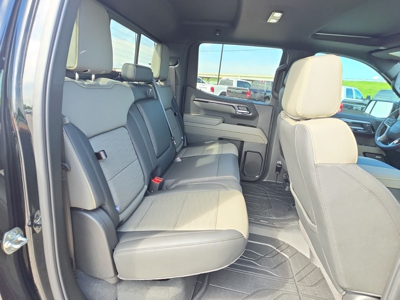2026 Chevrolet Silverado 1500 4WD Crew Cab Short Bed ZR2