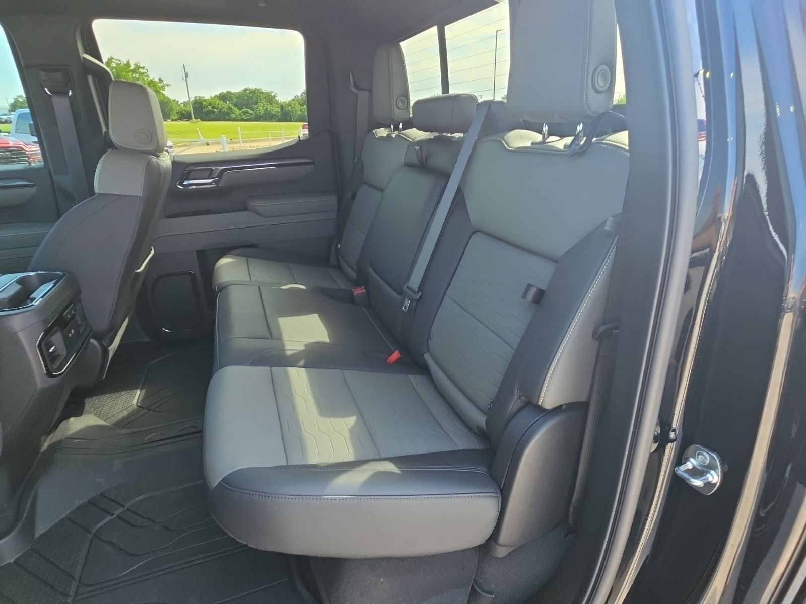 2026 Chevrolet Silverado 1500 4WD Crew Cab Short Bed ZR2