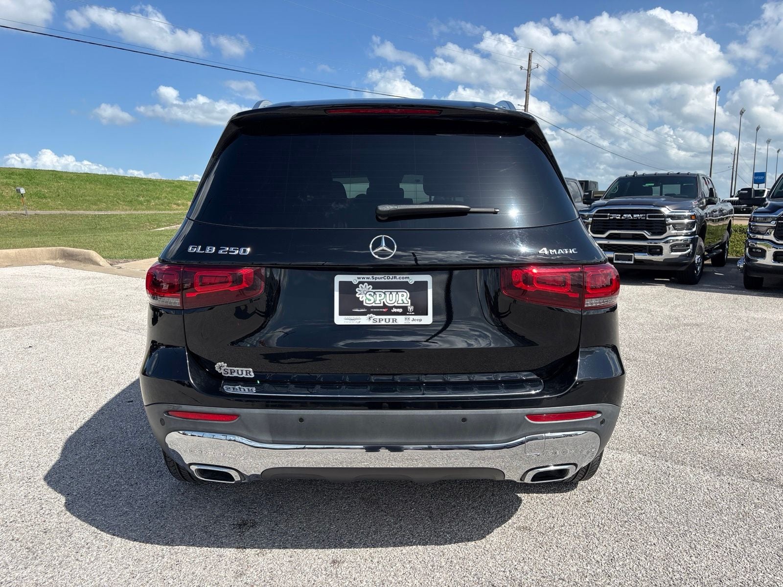 2023 Mercedes-Benz GLB 250 4MATIC®