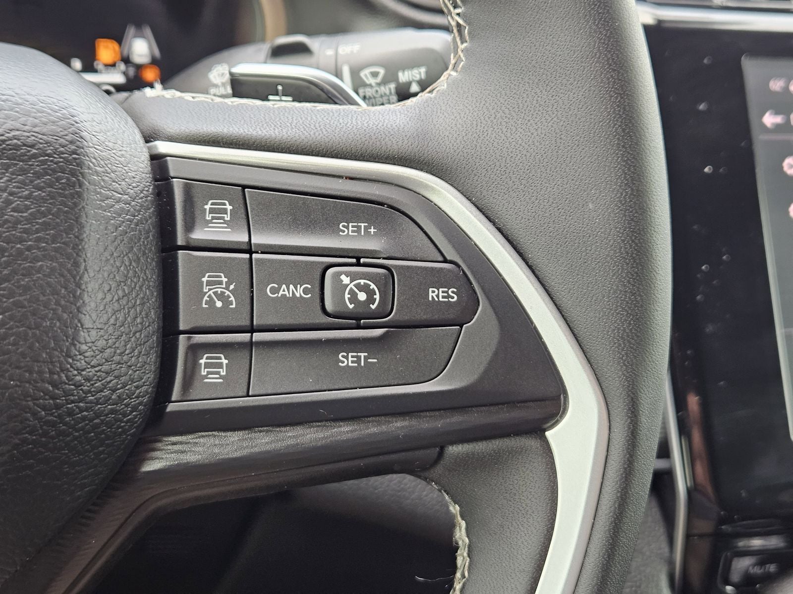 2025 Jeep Grand Cherokee Laredo X 4x2