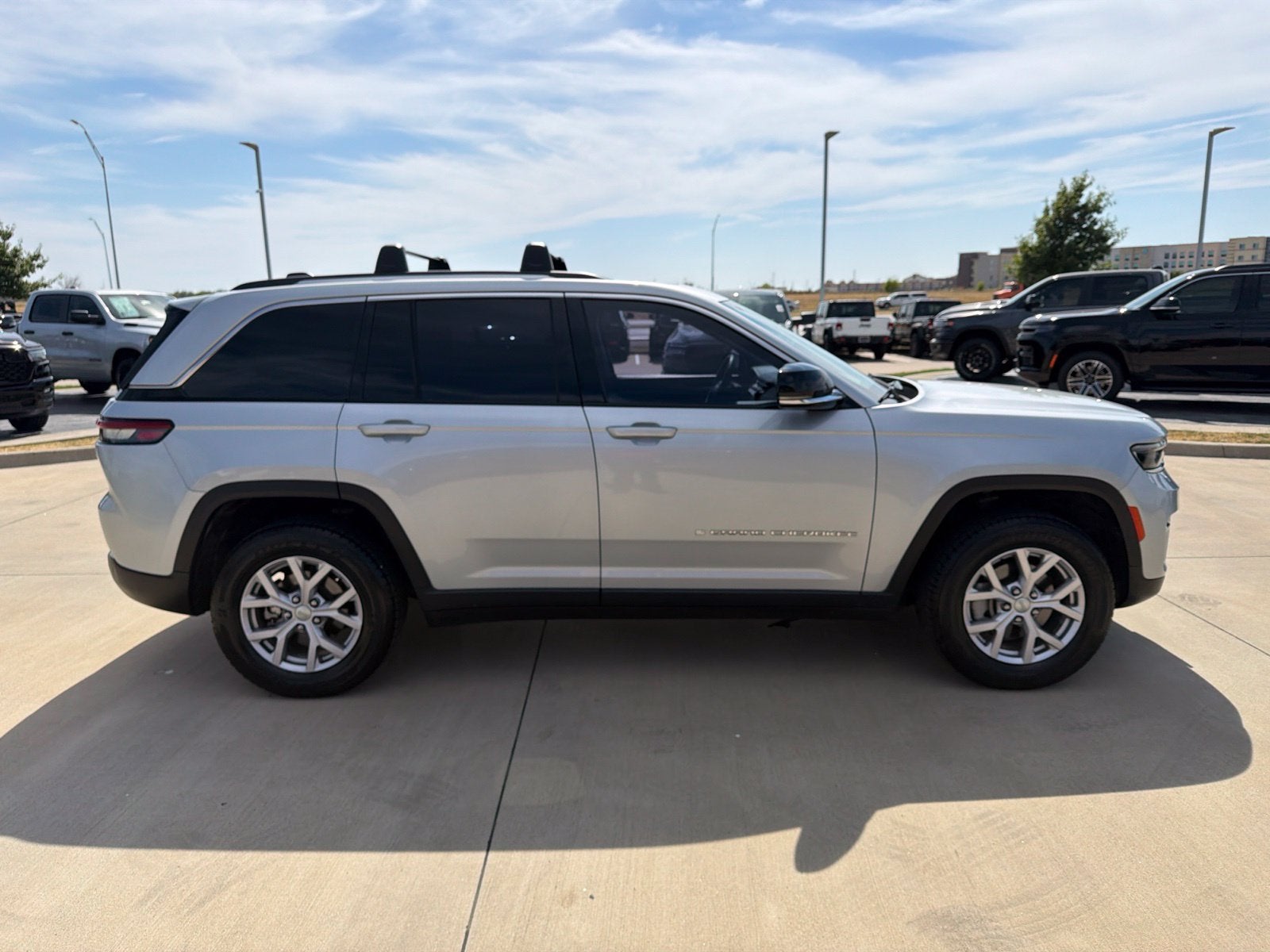 2022 Jeep Grand Cherokee Limited 4x2