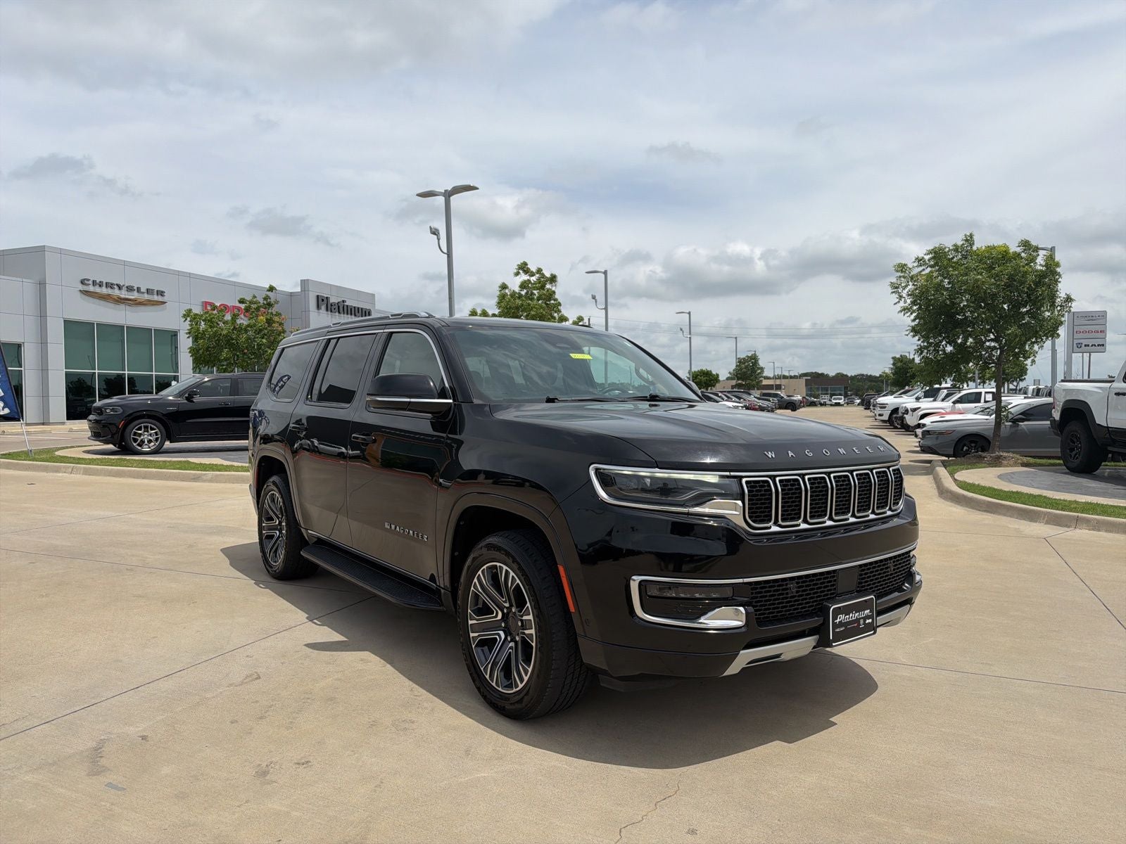2024 Jeep Wagoneer Series II 4x2