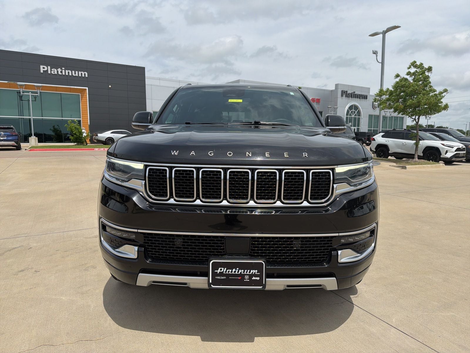 2024 Jeep Wagoneer Series II 4x2