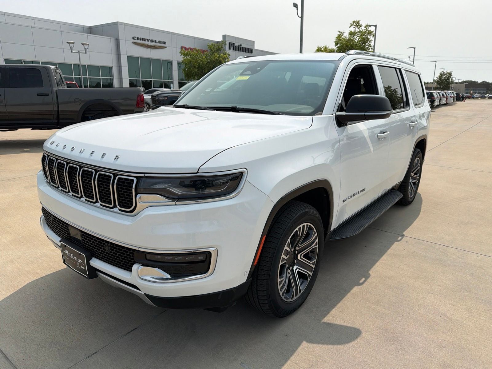 2024 Jeep Wagoneer Series II 4x2