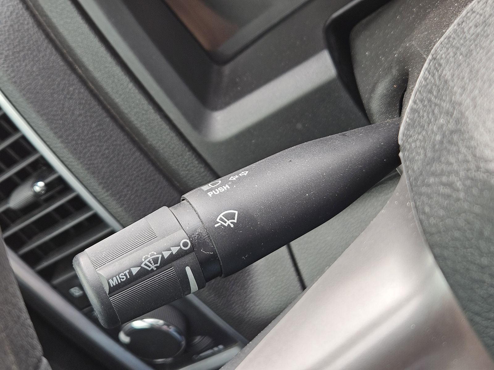 2024 RAM 1500 Classic Warlock Crew Cab 4x4 5'7' Box