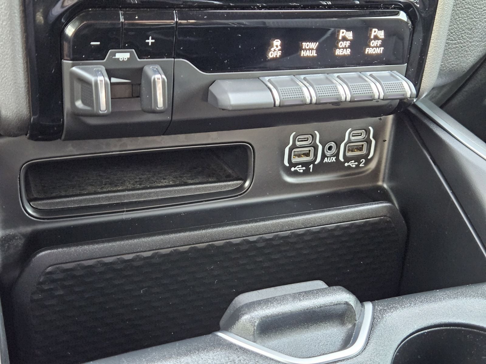 2024 RAM Ram 1500 Lone Star Crew Cab 4x4 5'7' Box