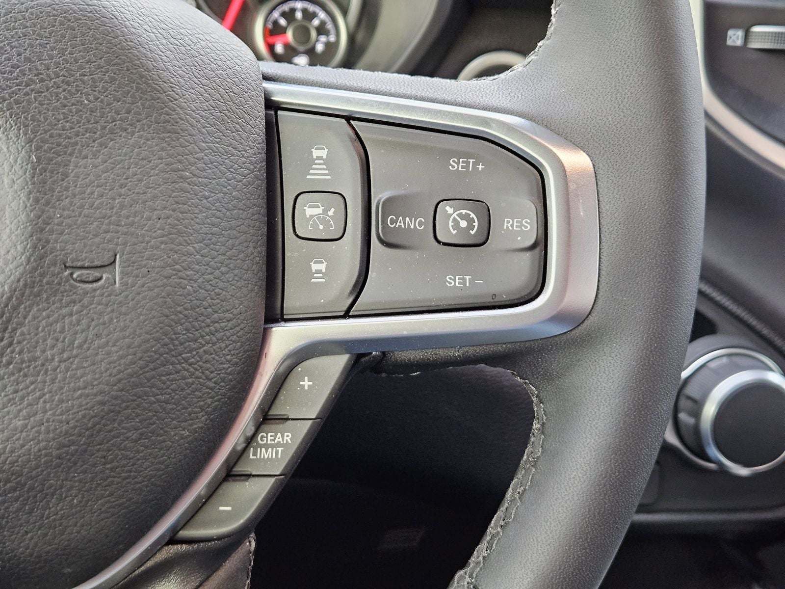 2026 RAM Ram 1500 Lone Star Crew Cab 4x4 5'7' Box