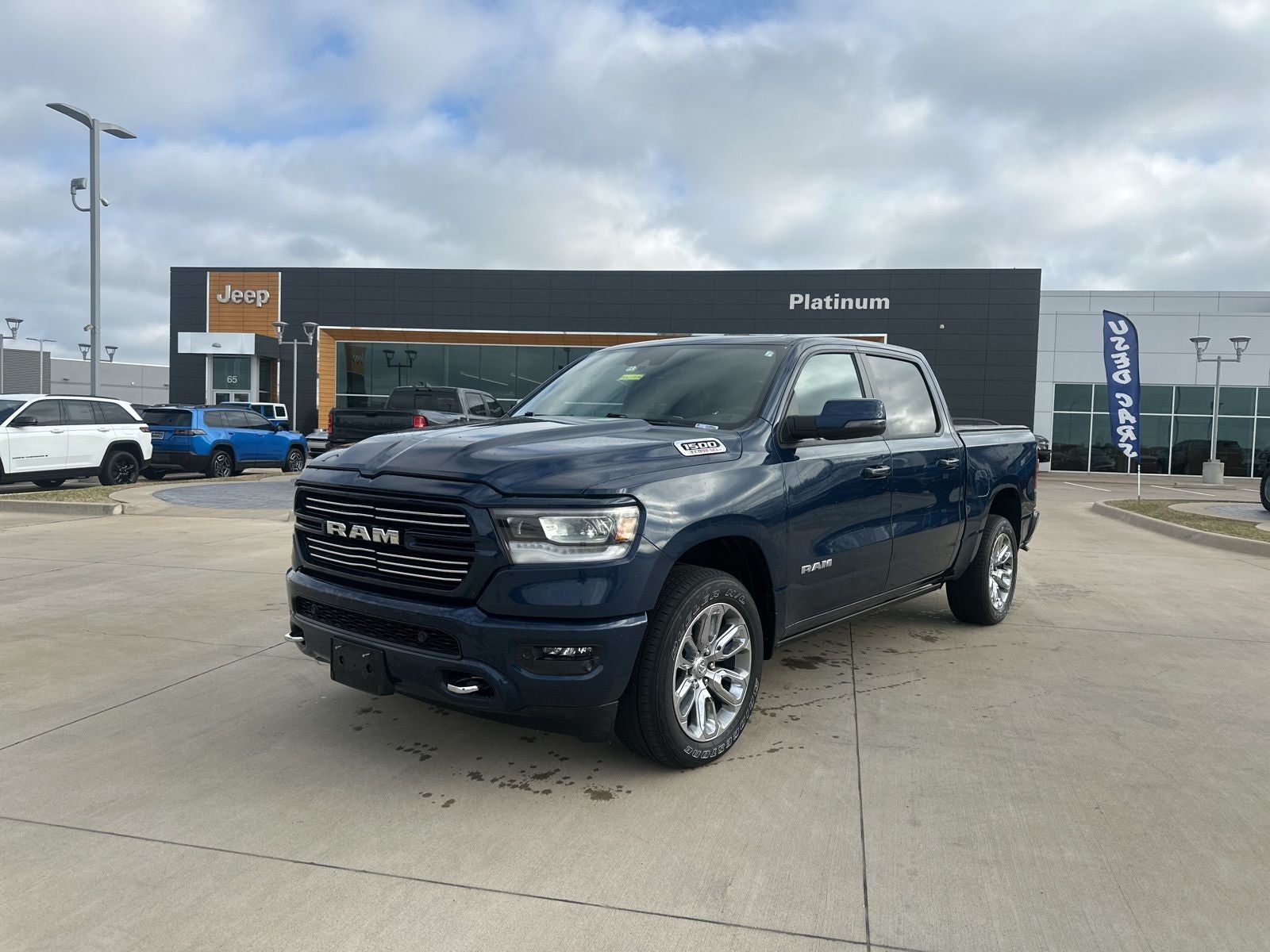 2023 RAM Ram 1500 Laramie Crew Cab 4x4 5'7' Box
