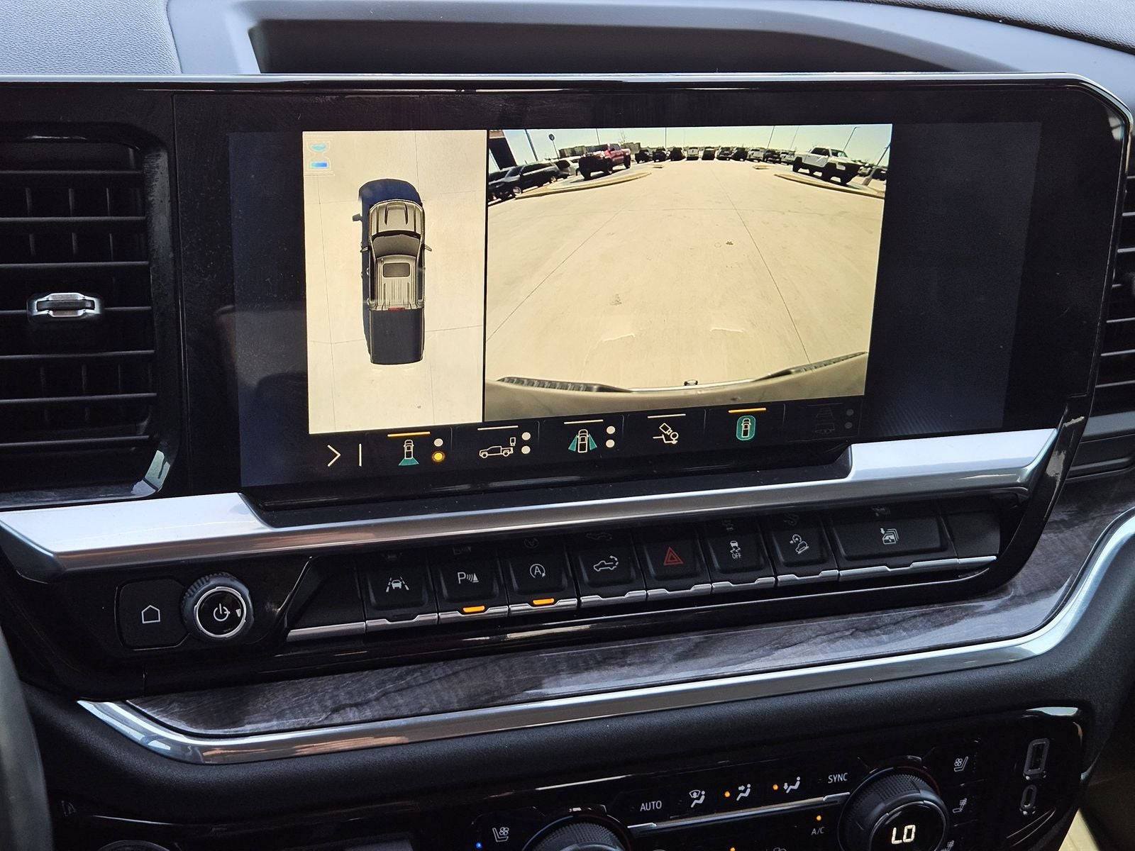 2023 Chevrolet Silverado 1500 4WD Crew Cab Short Bed LTZ