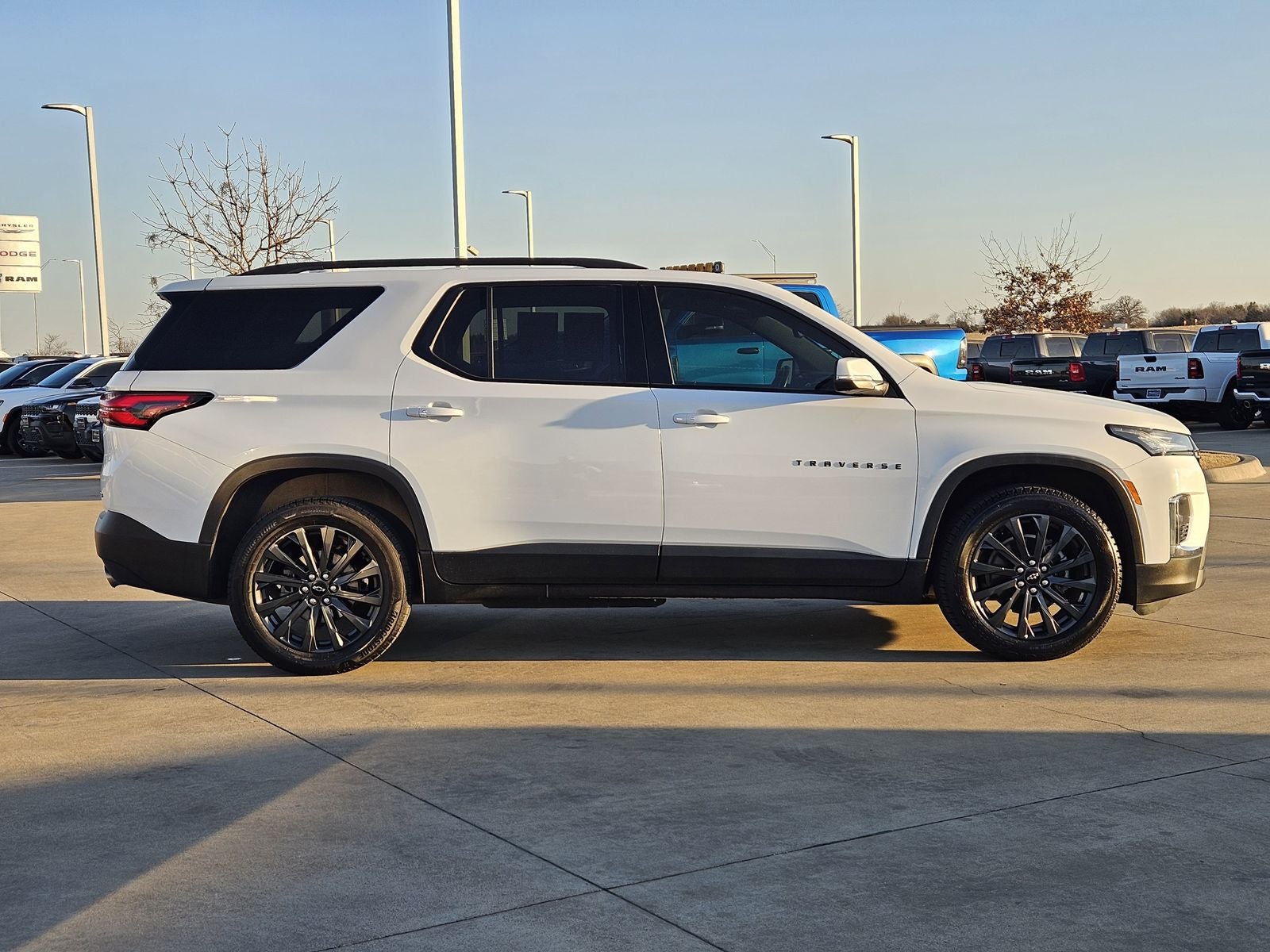 2023 Chevrolet Traverse FWD RS