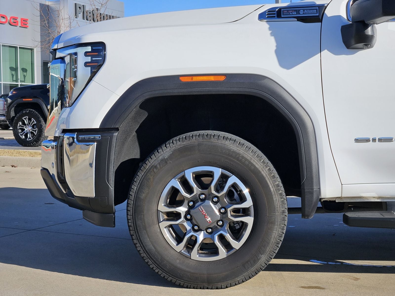 2024 GMC Sierra 2500HD 4WD Crew Cab Standard Bed SLT