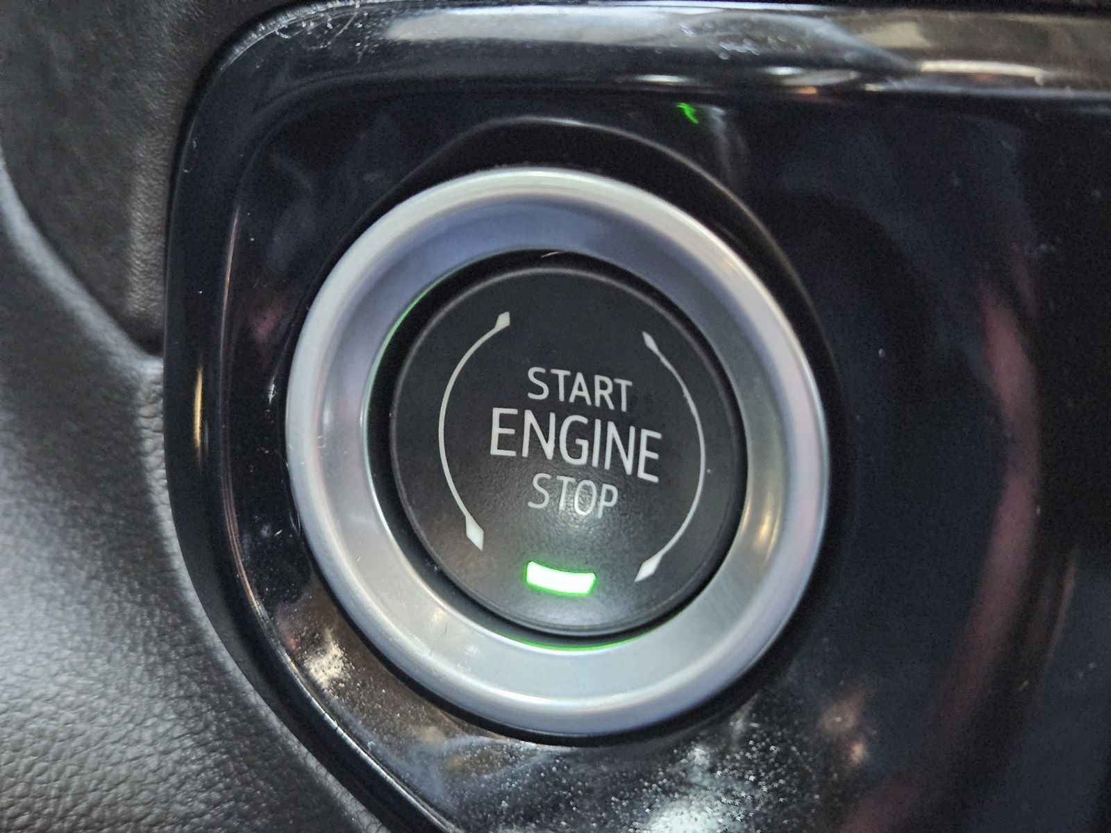 2024 GMC Sierra 2500HD 4WD Crew Cab Standard Bed SLT