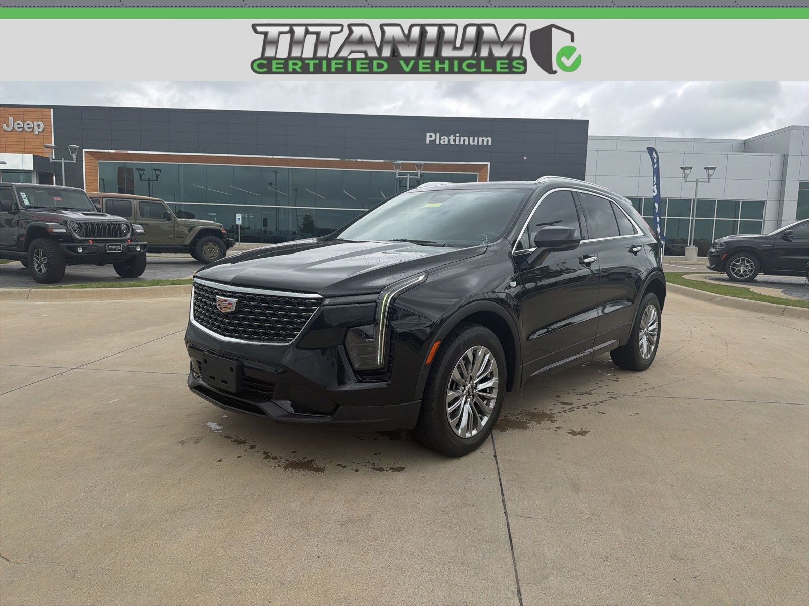 2024 Cadillac XT4 Premium Luxury