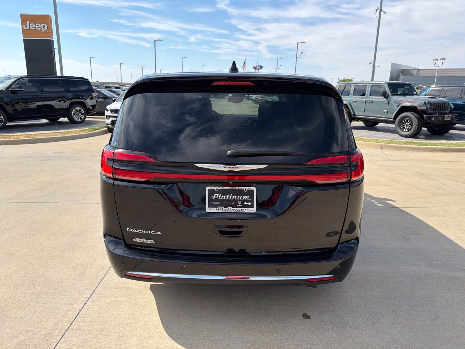 2024 Chrysler Pacifica Touring L