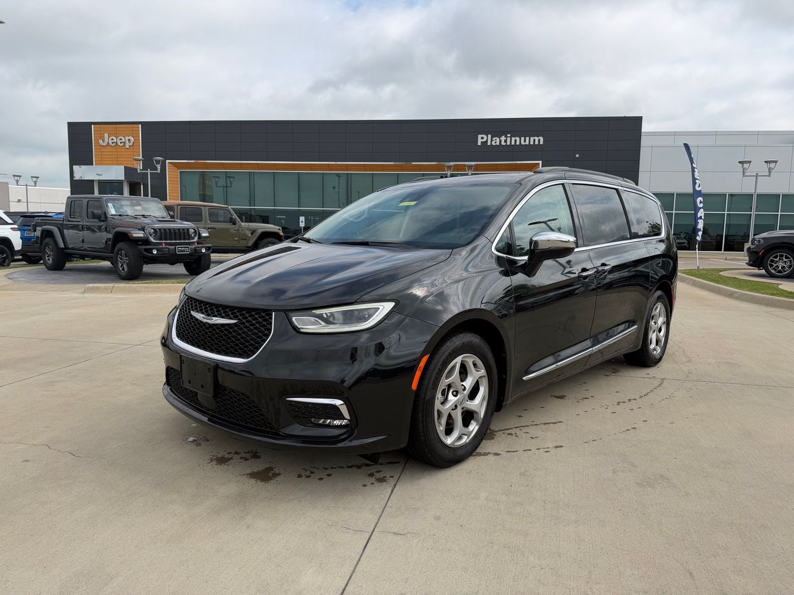 2023 Chrysler Pacifica Limited