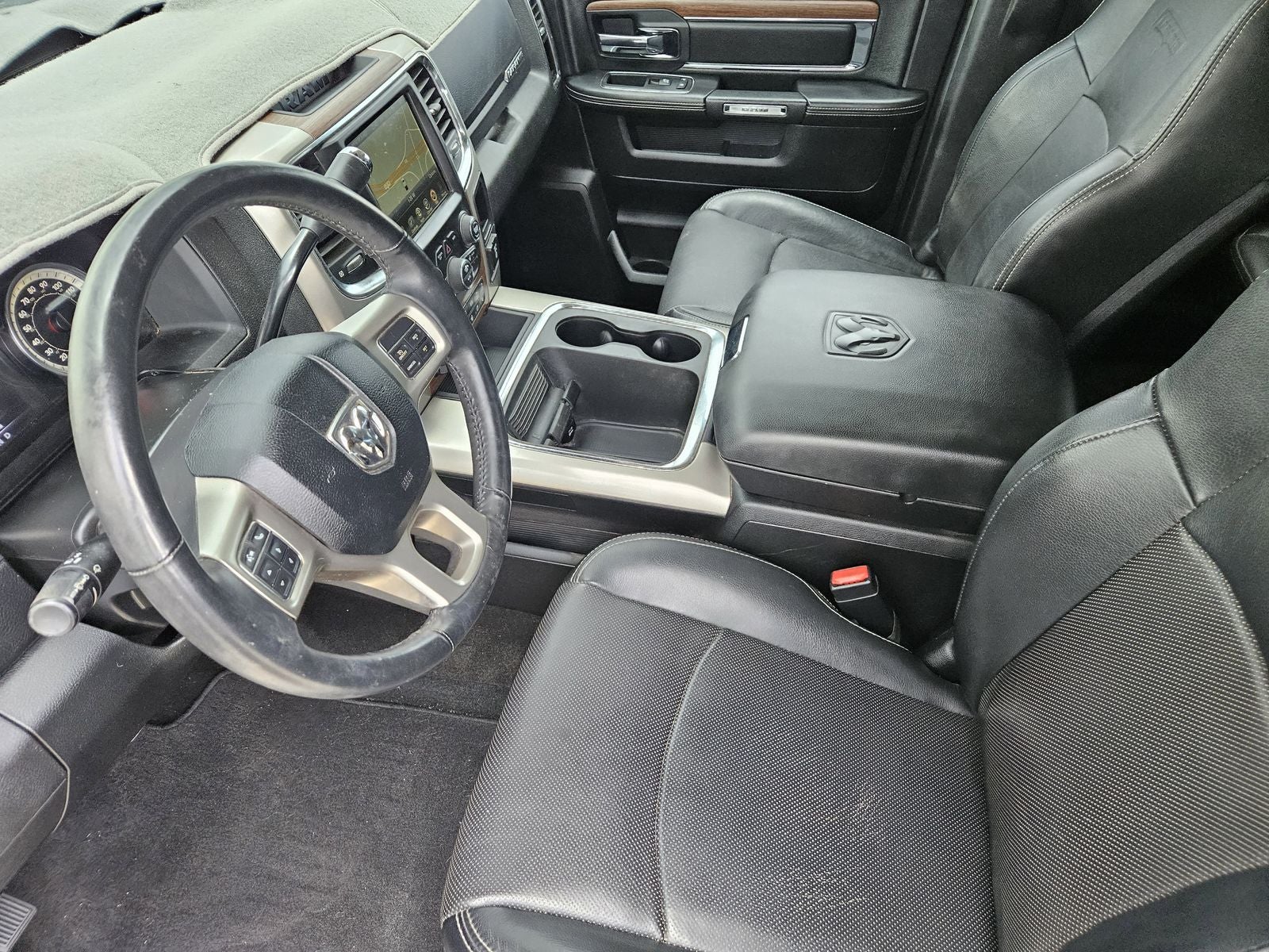 2017 RAM Ram 3500 Laramie Crew Cab 4x4 8' Box