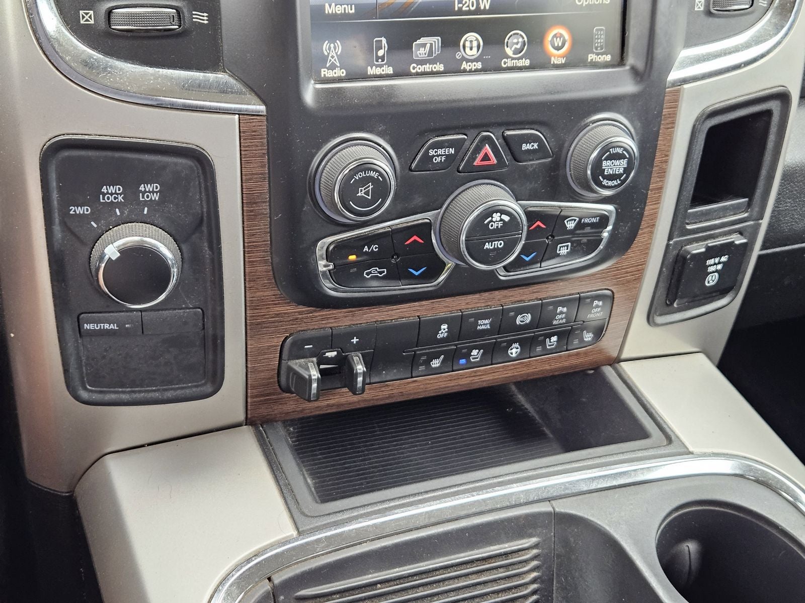 2017 RAM Ram 3500 Laramie Crew Cab 4x4 8' Box