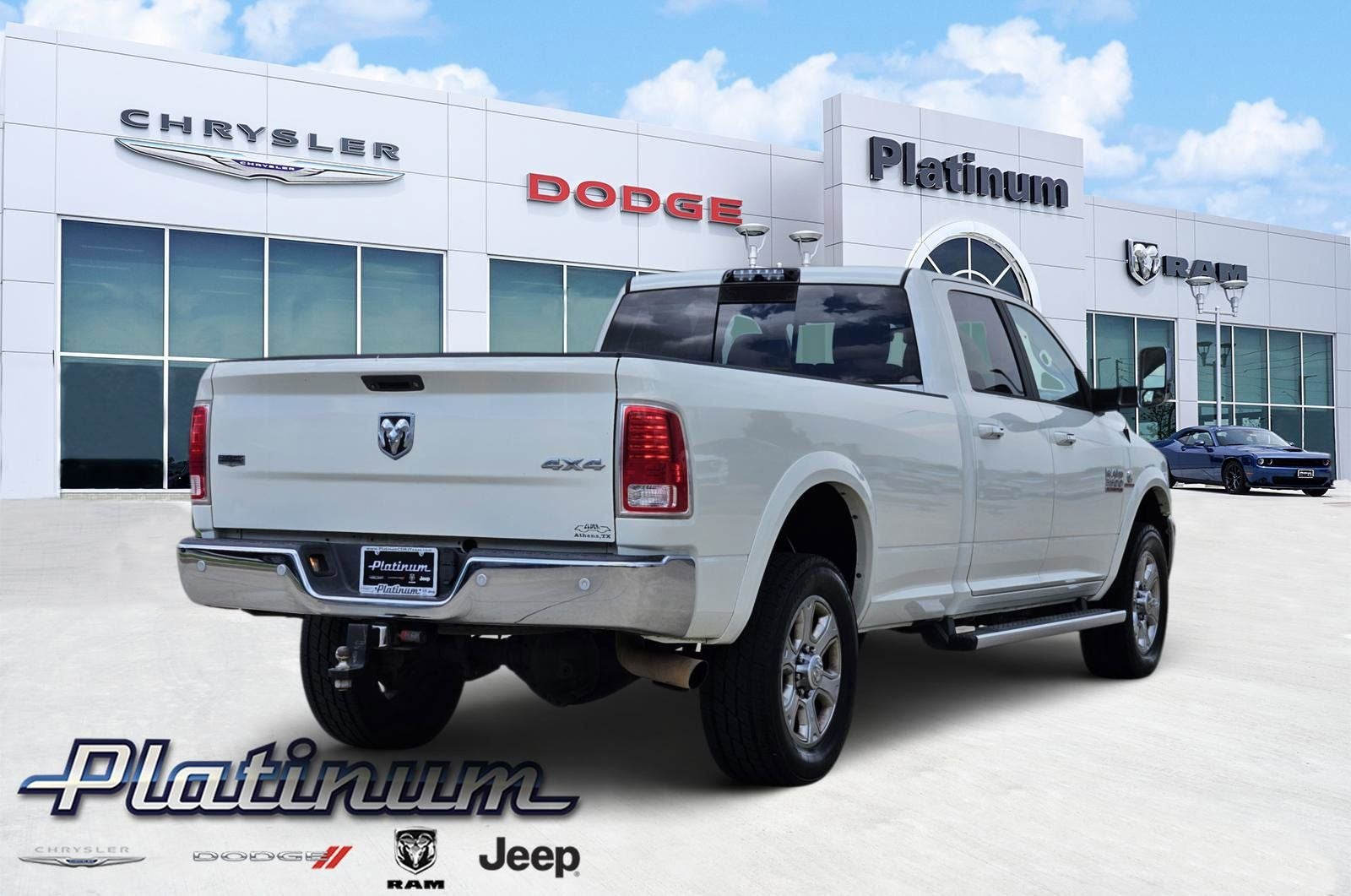 2017 RAM Ram 3500 Laramie Crew Cab 4x4 8' Box