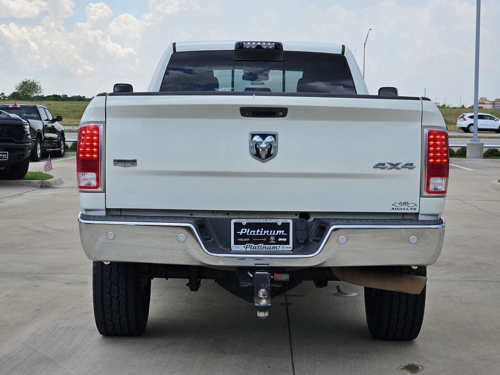 2017 RAM Ram 3500 Laramie Crew Cab 4x4 8' Box