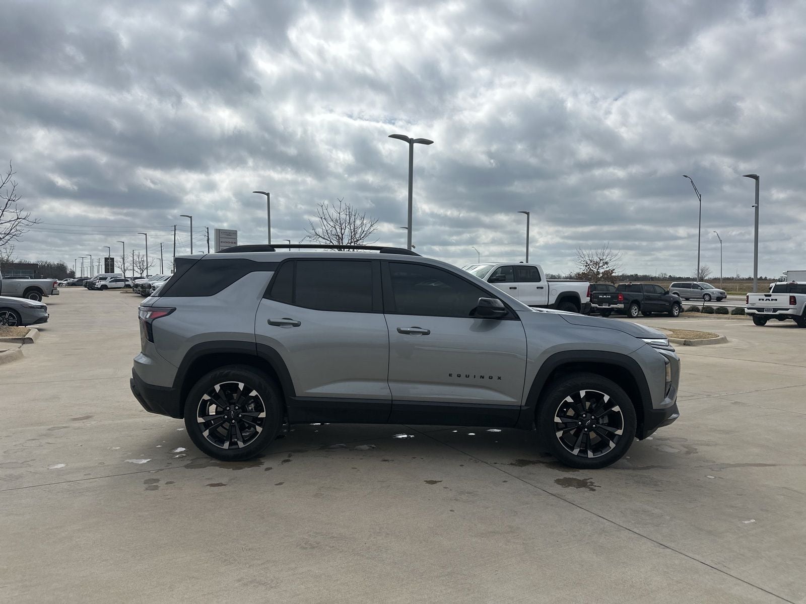2025 Chevrolet Equinox FWD RS