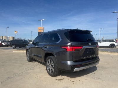 2023 Toyota Sequoia Capstone