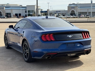 2022 Ford Mustang EcoBoost