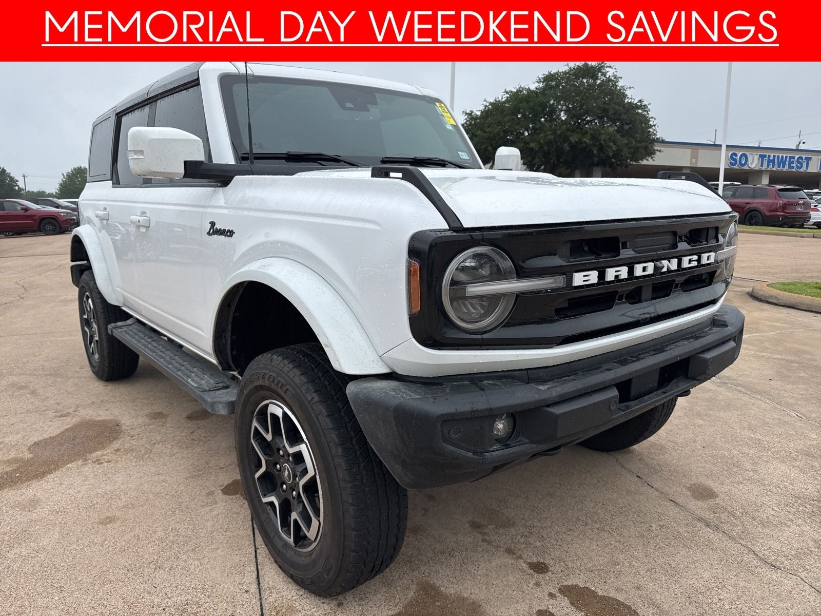 2024 Ford Bronco Outer Banks