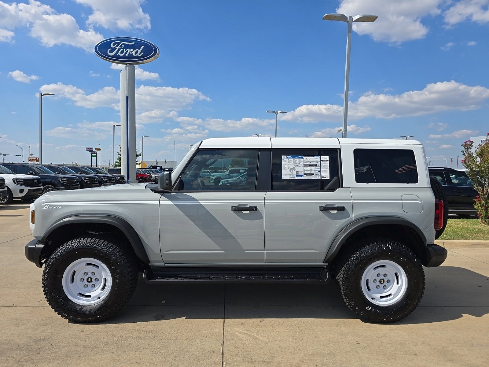 2026 Ford Bronco Heritage Edition