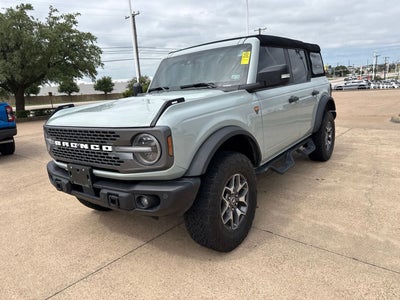 2023 Ford Bronco Badlands